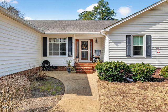 80 Howard Lane, Lillington, NC 27546