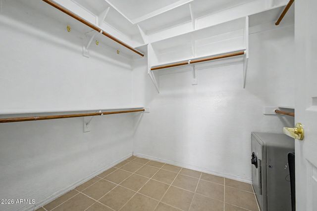 218 E SUNBURST Lane, Tempe, AZ 85284
