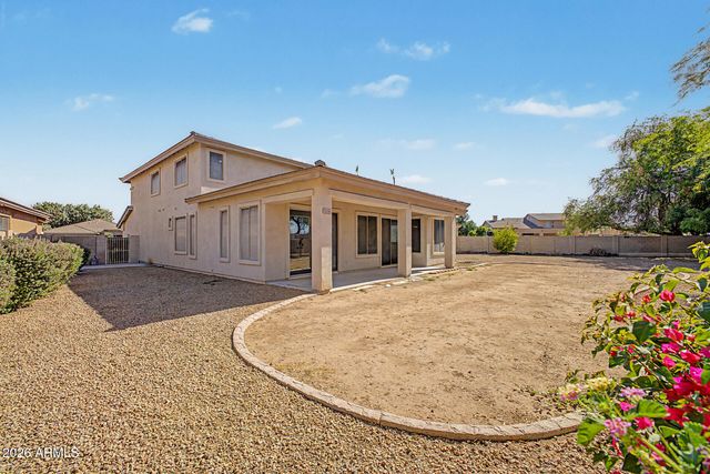 218 E SUNBURST Lane, Tempe, AZ 85284