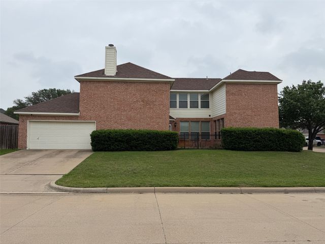 4644 Springway Lane, Fort Worth, TX 76123