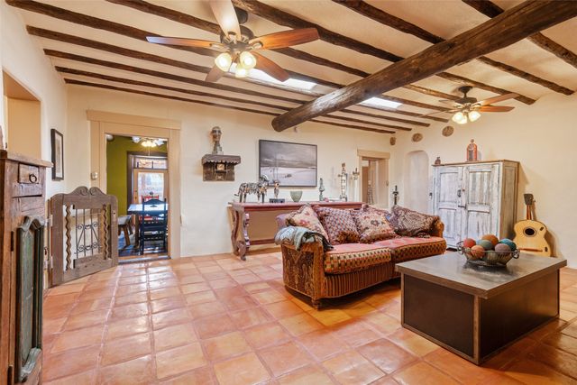 12 La Vega, Galisteo, NM 87540