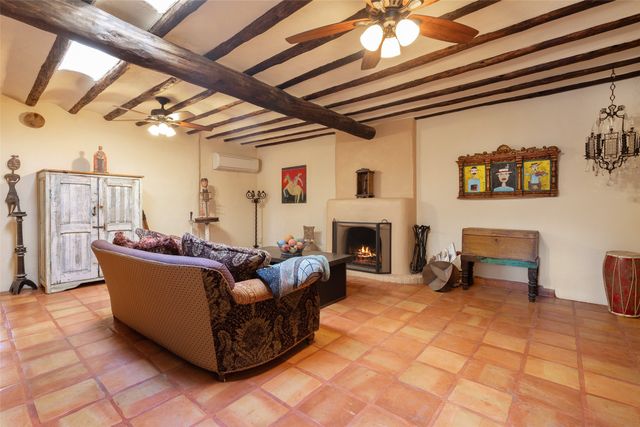 12 La Vega, Galisteo, NM 87540