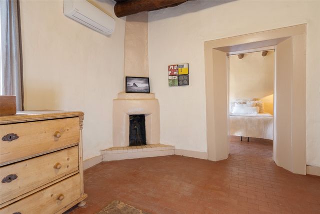 12 La Vega, Galisteo, NM 87540