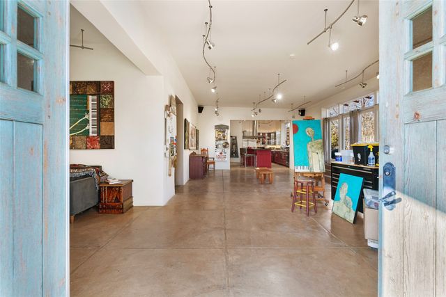 12 La Vega, Galisteo, NM 87540