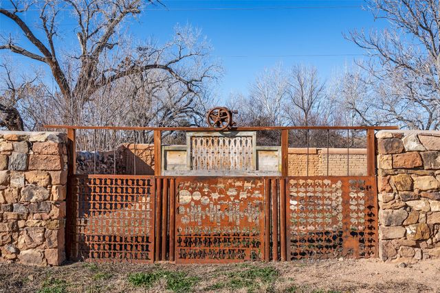 12 La Vega, Galisteo, NM 87540