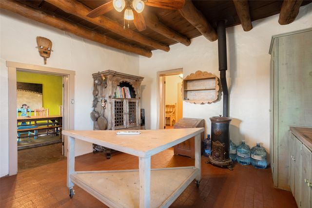 12 La Vega, Galisteo, NM 87540