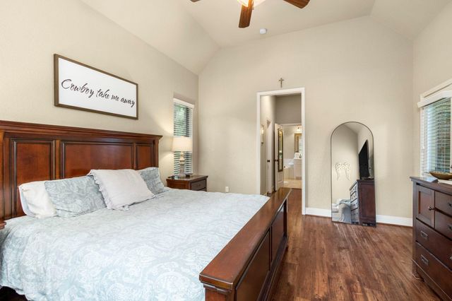 3202 Pine Hollow Circle, Montgomery, TX 77356