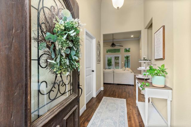 3202 Pine Hollow Circle, Montgomery, TX 77356