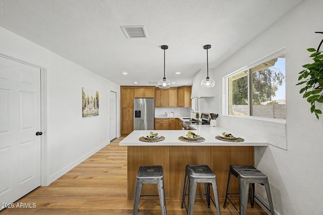 17648 N 35TH Street, Phoenix, AZ 85032
