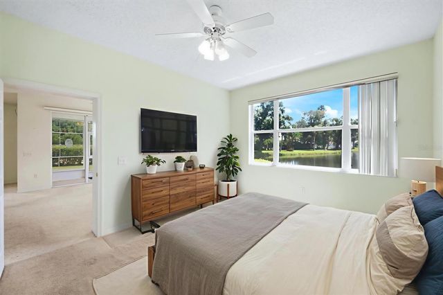 5056 OAK RUN DRIVE, Sarasota, FL 34243