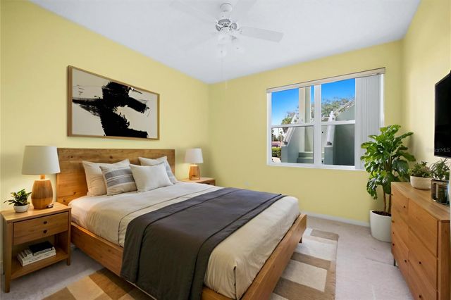 5056 OAK RUN DRIVE, Sarasota, FL 34243