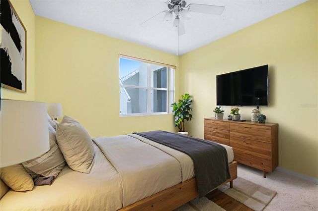 5056 OAK RUN DRIVE, Sarasota, FL 34243