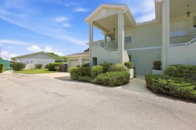 5056 OAK RUN DRIVE, Sarasota, FL 34243