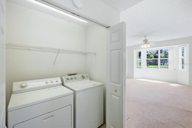 5056 OAK RUN DRIVE, Sarasota, FL 34243