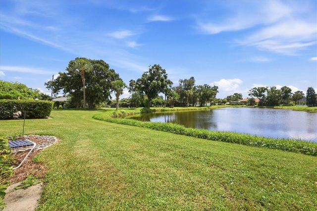 5056 OAK RUN DRIVE, Sarasota, FL 34243
