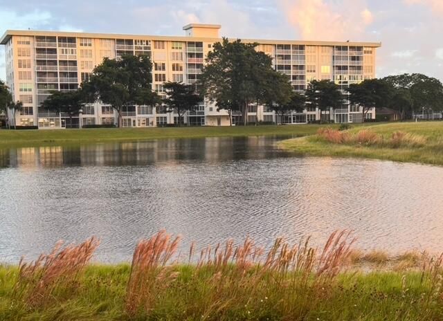 3080 N Course Drive 202, Pompano Beach, FL 33069