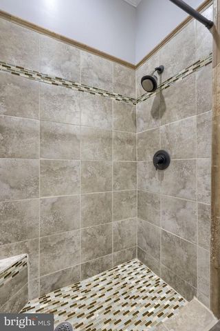215 N LIME ST, Lancaster, PA 17602