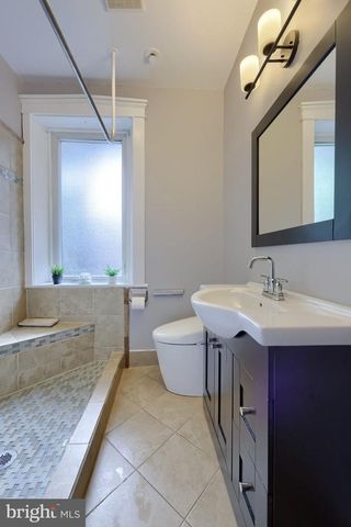215 N LIME ST, Lancaster, PA 17602