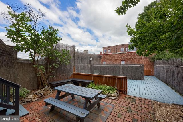 215 N LIME ST, Lancaster, PA 17602