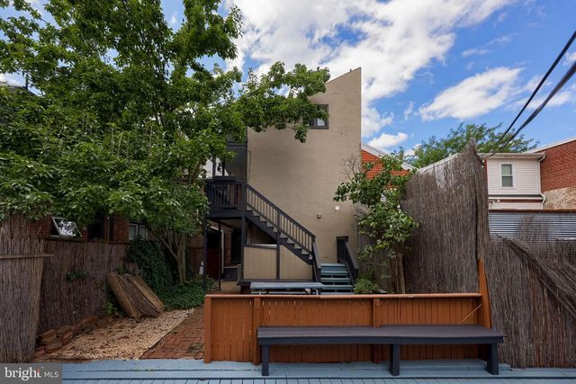 215 N LIME ST, Lancaster, PA 17602