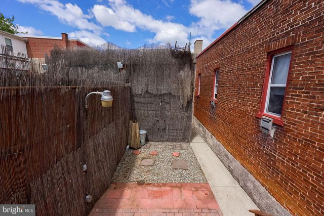 215 N LIME ST, Lancaster, PA 17602