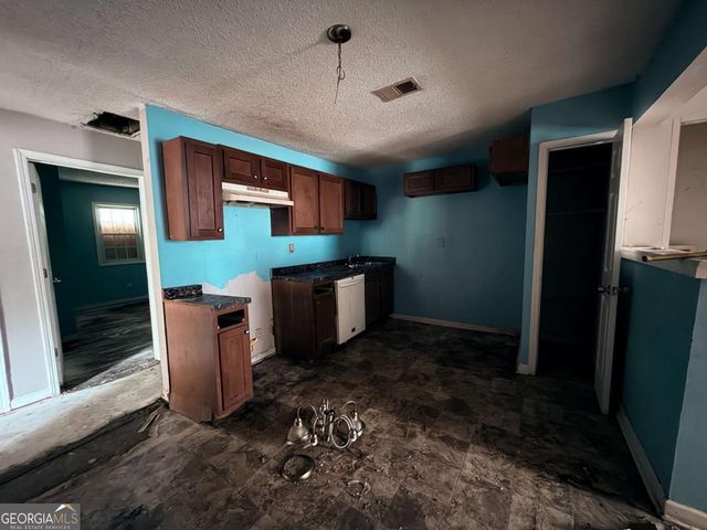 8122 Puckett Street, Covington, GA 30014