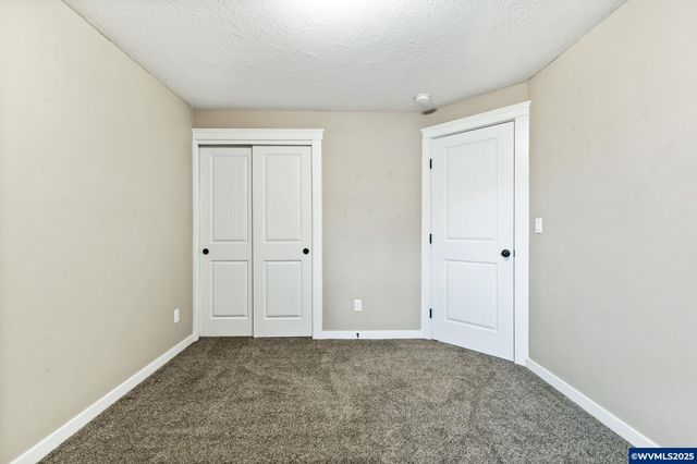 7255 Eastwood Dr SE, Turner, OR 97392