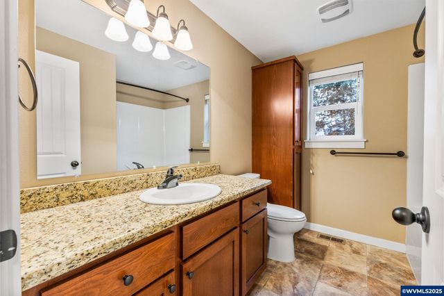 7255 Eastwood Dr SE, Turner, OR 97392