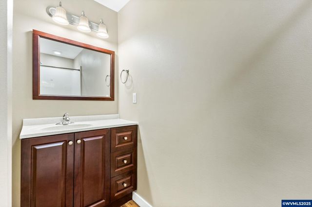 7255 Eastwood Dr SE, Turner, OR 97392