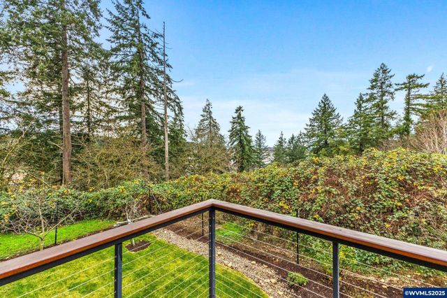 7255 Eastwood Dr SE, Turner, OR 97392