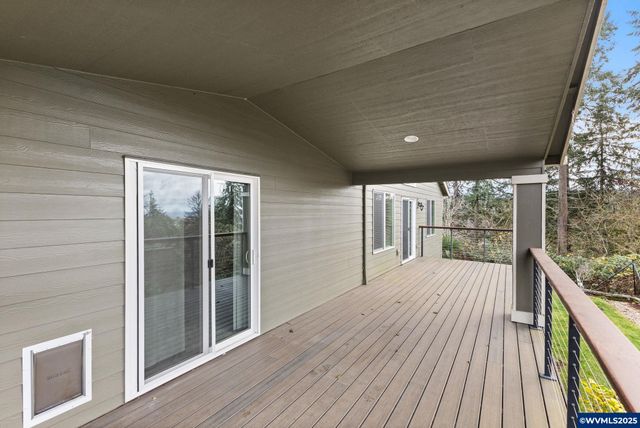 7255 Eastwood Dr SE, Turner, OR 97392