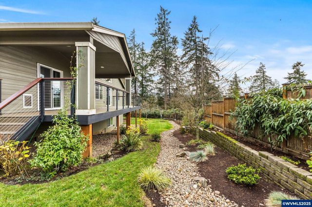 7255 Eastwood Dr SE, Turner, OR 97392