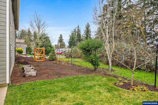 7255 Eastwood Dr SE, Turner, OR 97392