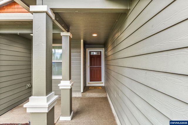 7255 Eastwood Dr SE, Turner, OR 97392