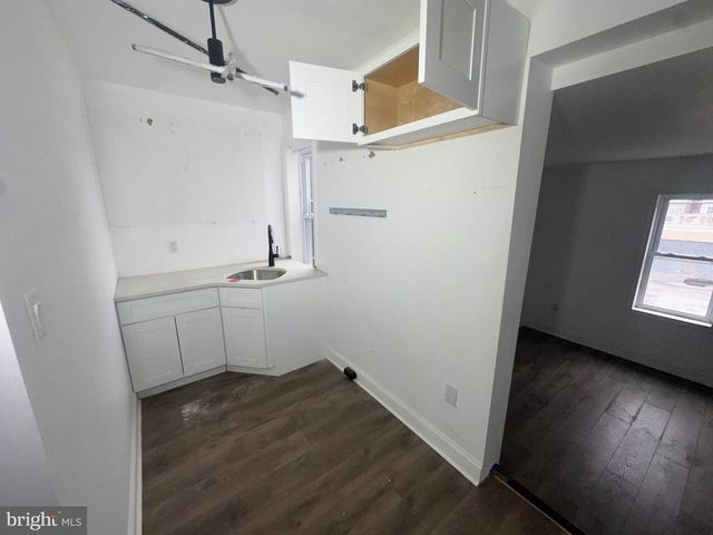 2715 N 12TH ST, Philadelphia, PA 19133