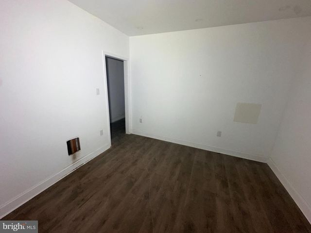 2715 N 12TH ST, Philadelphia, PA 19133