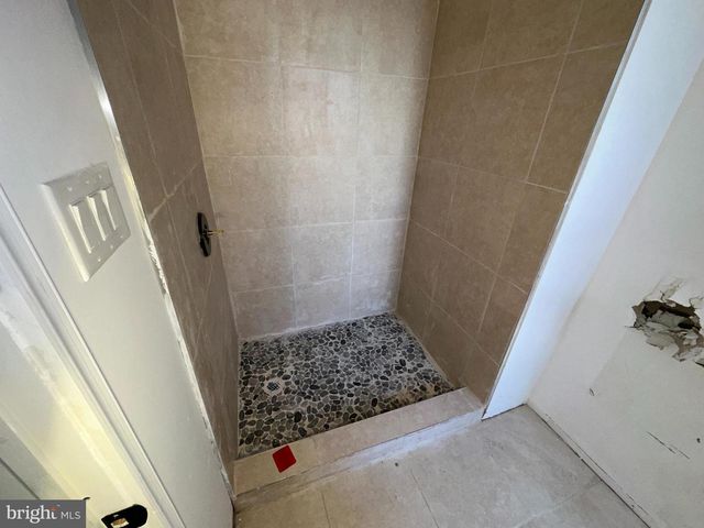 2715 N 12TH ST, Philadelphia, PA 19133