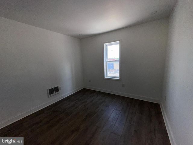 2715 N 12TH ST, Philadelphia, PA 19133