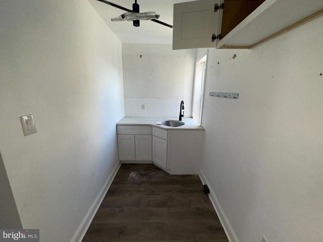 2715 N 12TH ST, Philadelphia, PA 19133