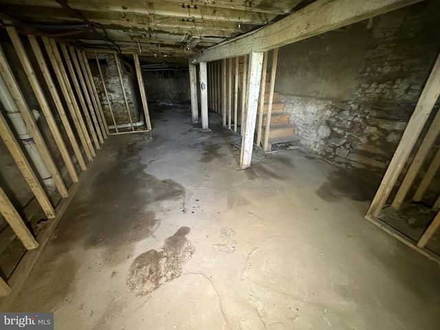 2715 N 12TH ST, Philadelphia, PA 19133