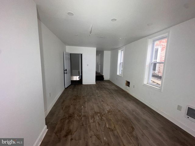 2715 N 12TH ST, Philadelphia, PA 19133
