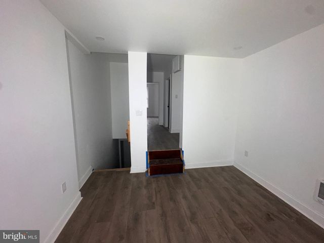 2715 N 12TH ST, Philadelphia, PA 19133