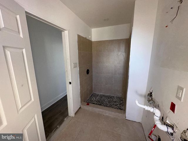 2715 N 12TH ST, Philadelphia, PA 19133