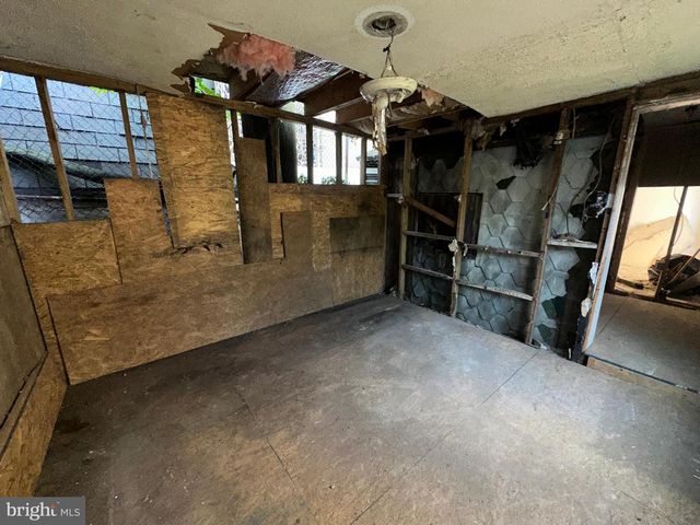 2715 N 12TH ST, Philadelphia, PA 19133