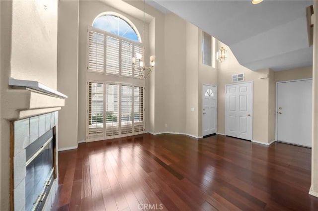 22320 Mission Circle 92, Chatsworth, CA 91311