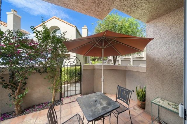 22320 Mission Circle 92, Chatsworth, CA 91311