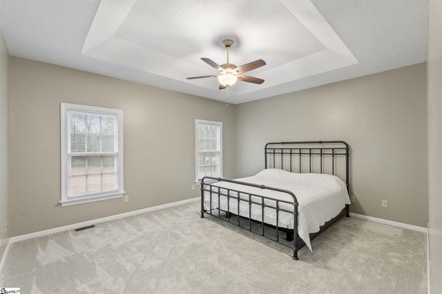 204 Windrow Lane, Fountain Inn, SC 29644