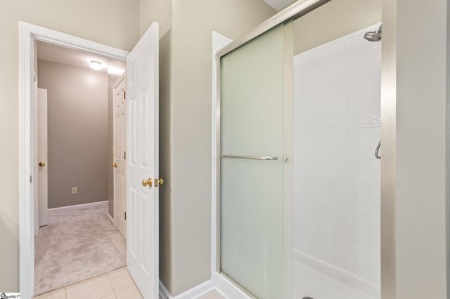 204 Windrow Lane, Fountain Inn, SC 29644