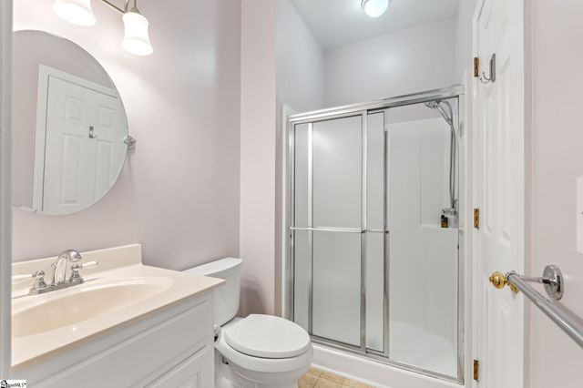 204 Windrow Lane, Fountain Inn, SC 29644