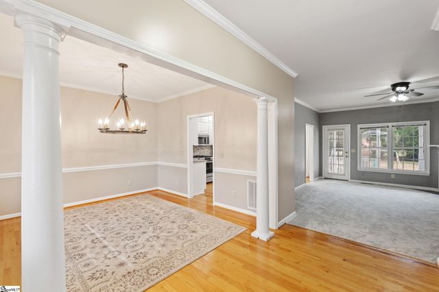 204 Windrow Lane, Fountain Inn, SC 29644